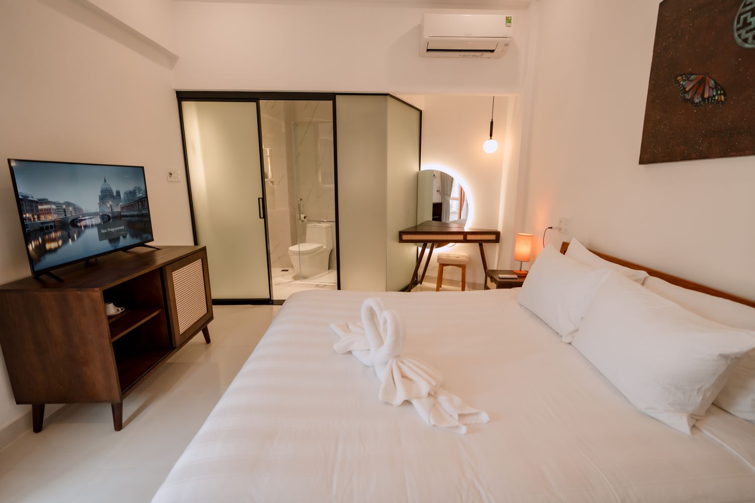 Deluxe Double Garden View Room