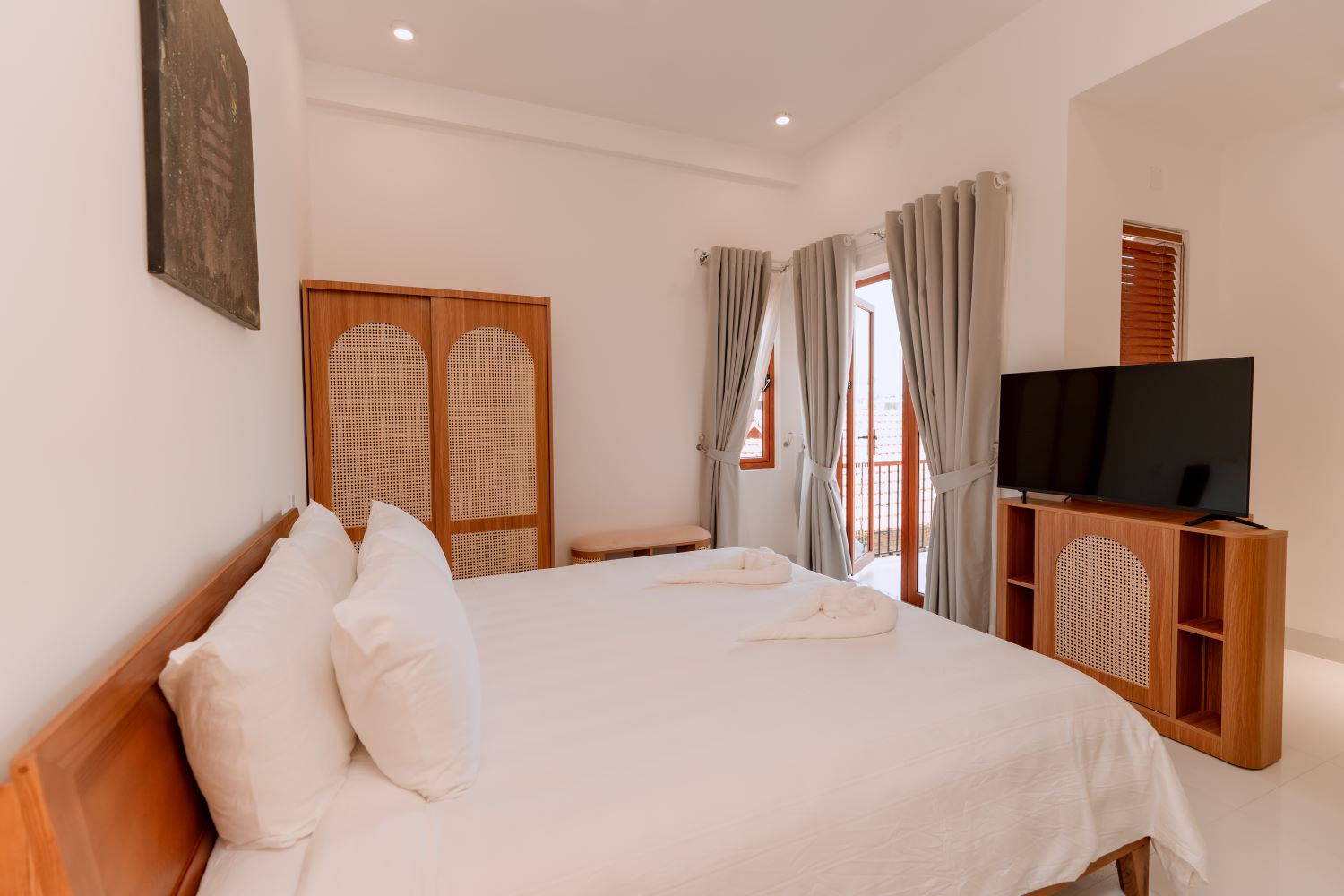 Deluxe Double River View Room