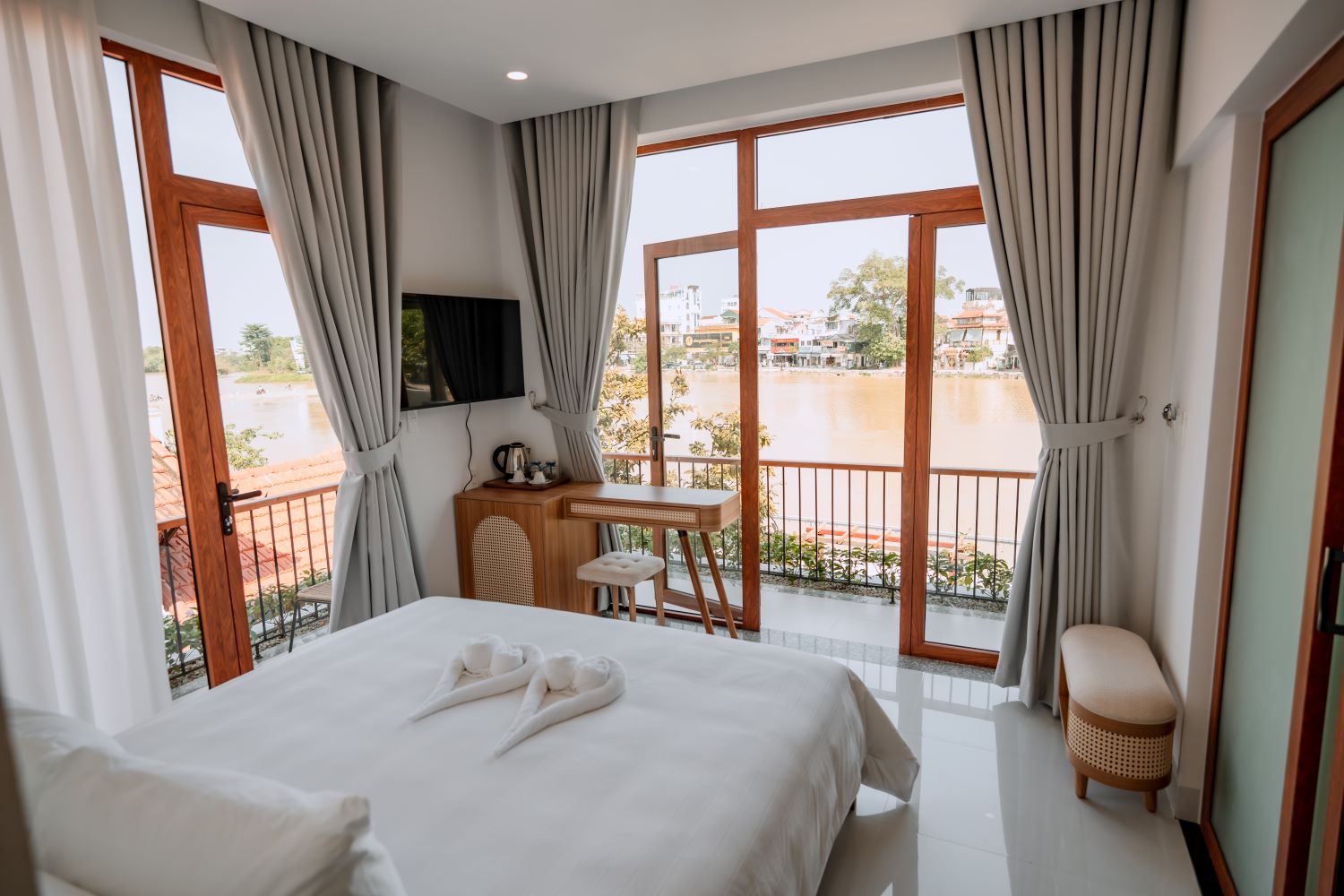 Family Connecting Room